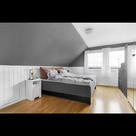 Hus Til Leie Under Ons 아파트 *